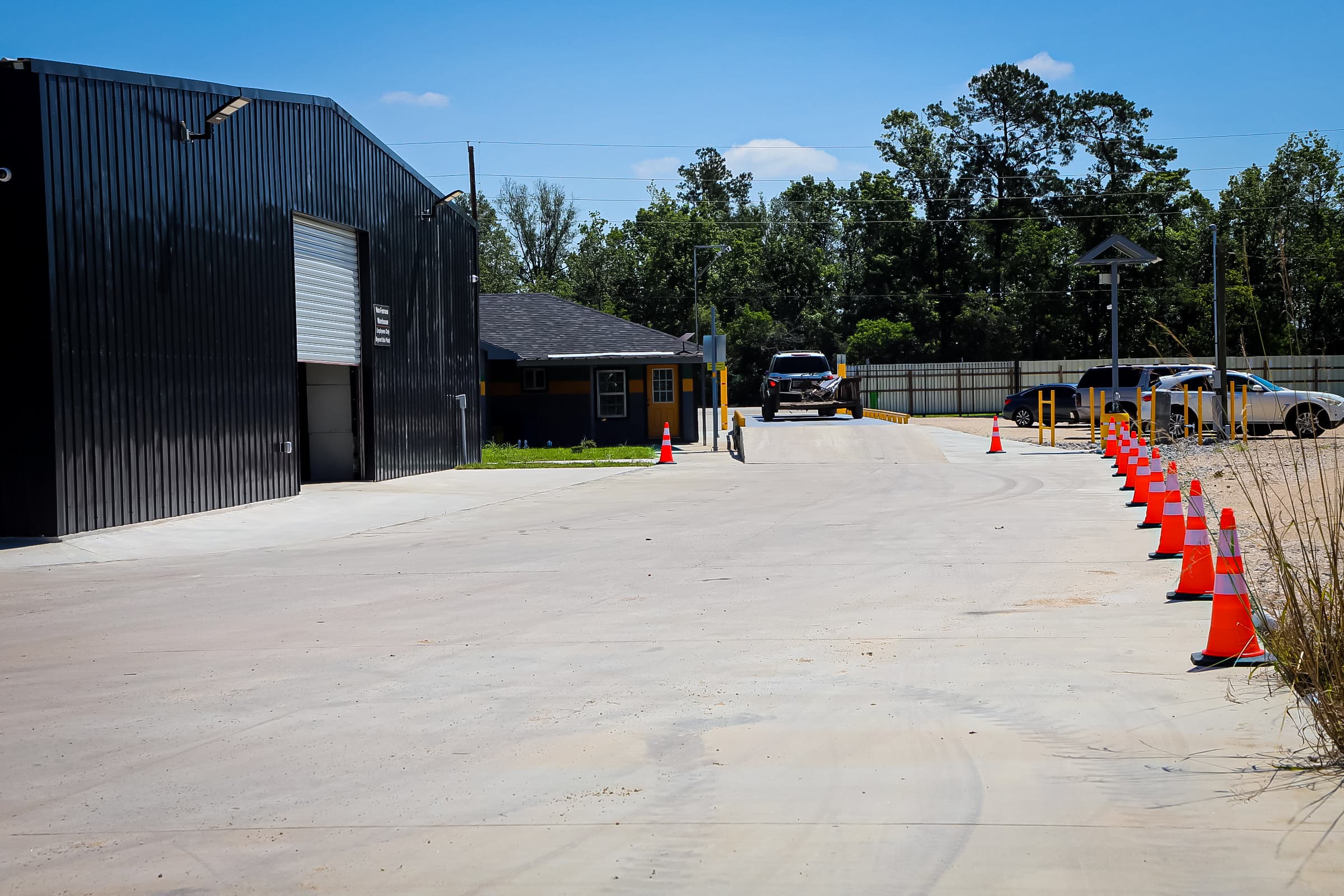Approach to the truck scale at Orange Recycling
